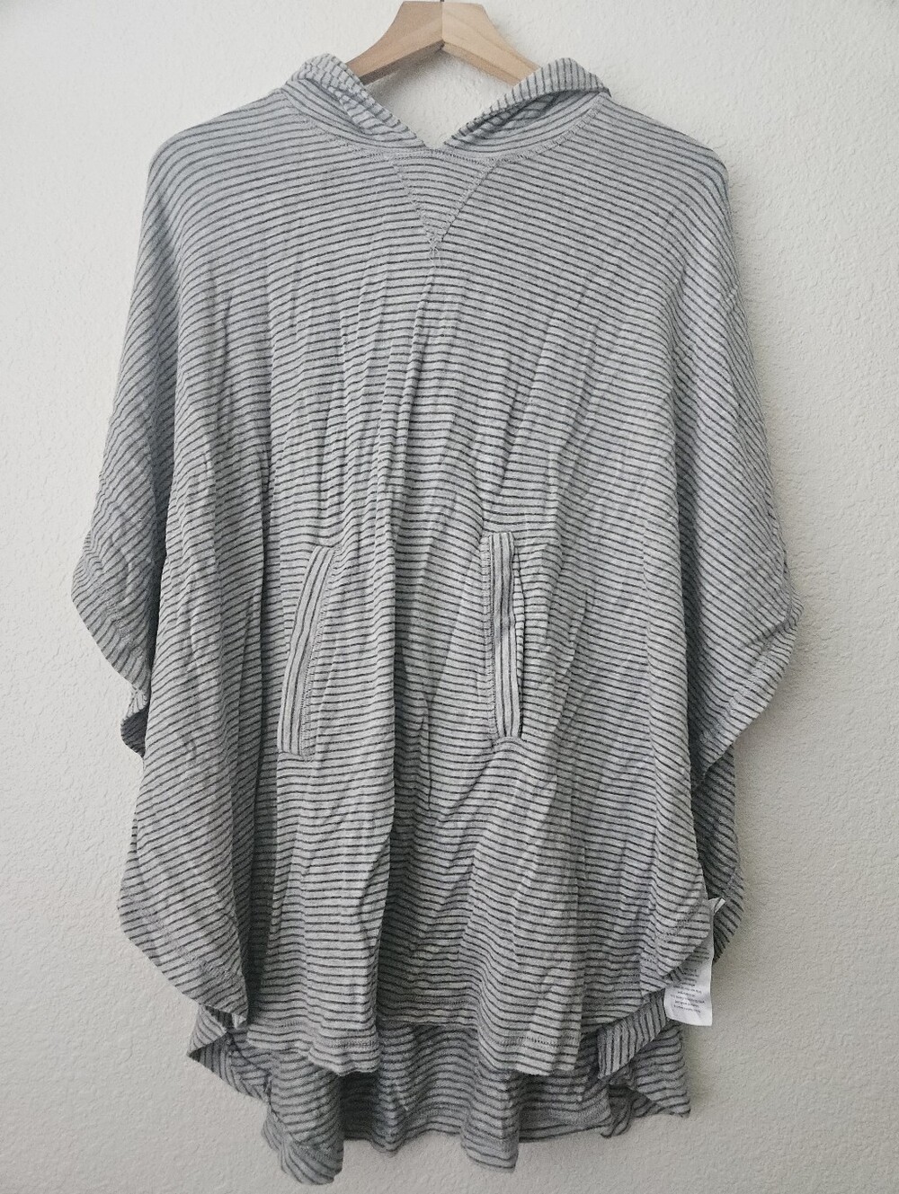 a pea in the pod maternity striped poncho shawl hoodie xsmall small